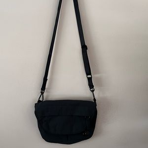 Lululemon All Night Festival Bag